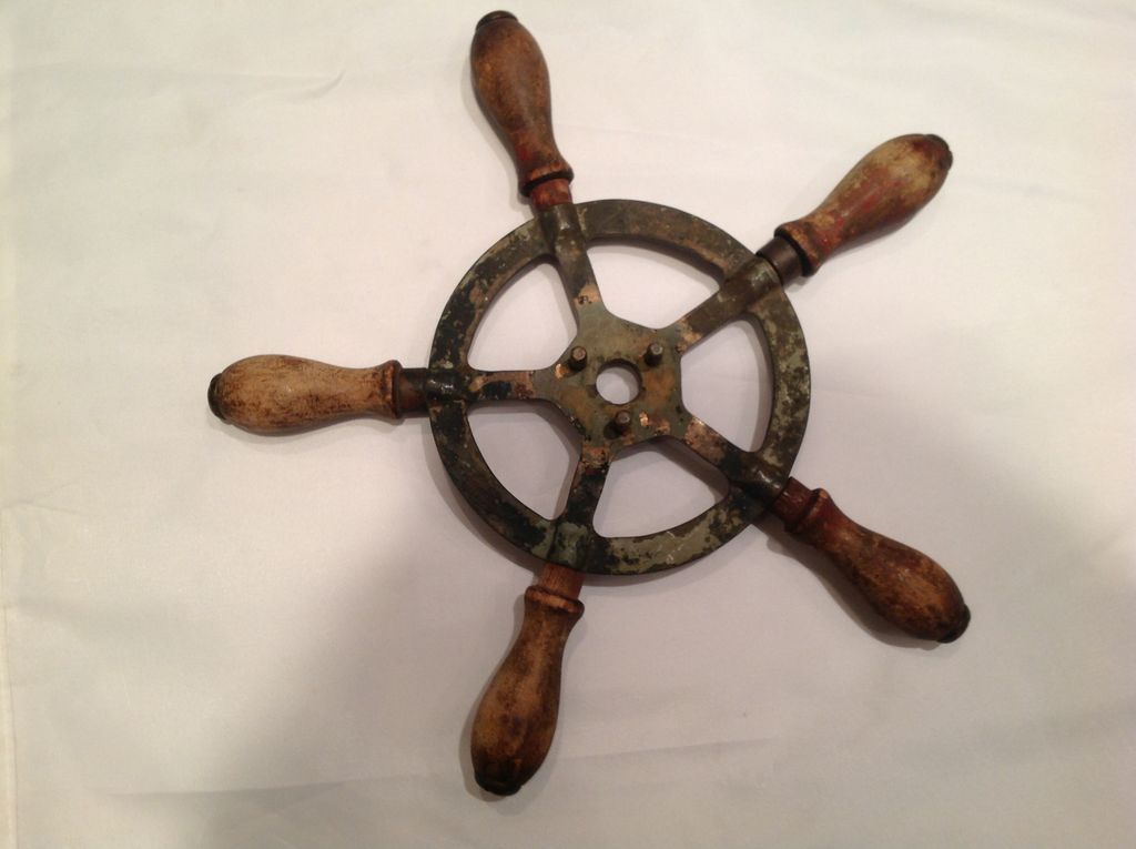 Vintage Ships Wheel Bronze or Brass Wood Handle Nautical Vintage Ships Wheel Bronze or Brass Wood Handle Nautical