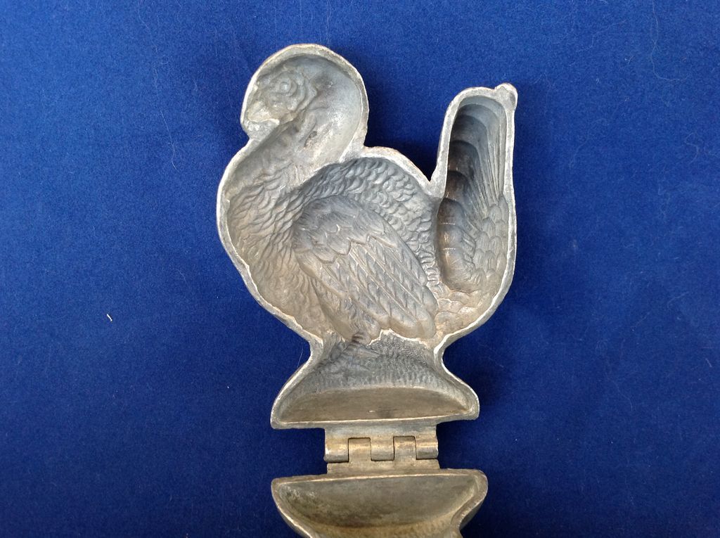 Vintage Pewter Turkey Ice Cream Chocolate Mold 429 Vintage Pewter Turkey Ice Cream Chocolate Mold 429