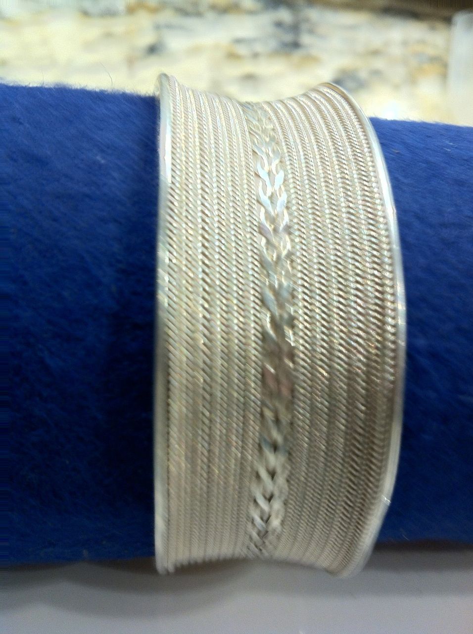 Vintage Sterling 925 Wide Cuff Bracelet - 49.9 Grams Vintage Sterling 925 Wide Cuff Bracelet - 49.9 Grams