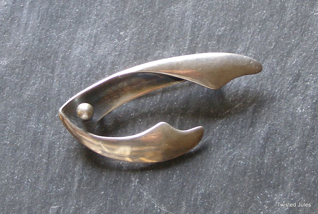 Sigi Pineda Sterling Fish brooch vintage Sigi Pineda Sterling Fish brooch vintage
