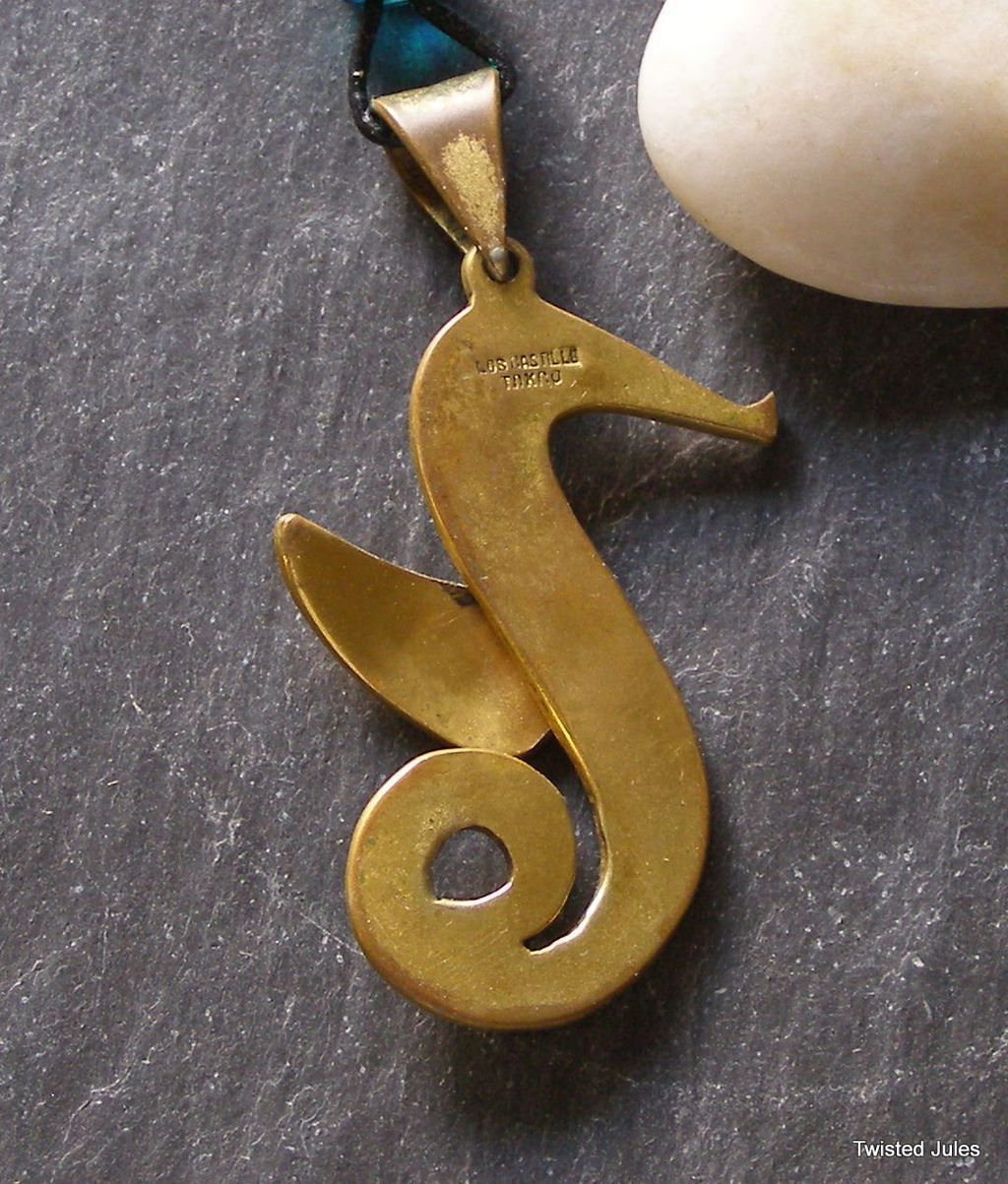 Los Castillo MOP Seahorse pendant Los Castillo MOP Seahorse pendant