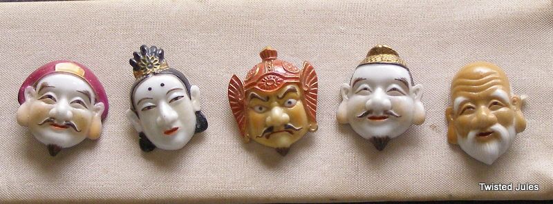 Toshikane 7 Gods of Fortune Porcelain buttons, 1940s, Japan Toshikane 7 Gods of Fortune Porcelain buttons, 1940s, Japan
