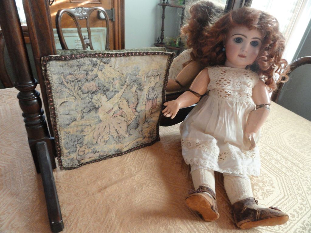 Pastoral Setting Doll-sized Tapestry Pastoral Setting Doll-sized Tapestry