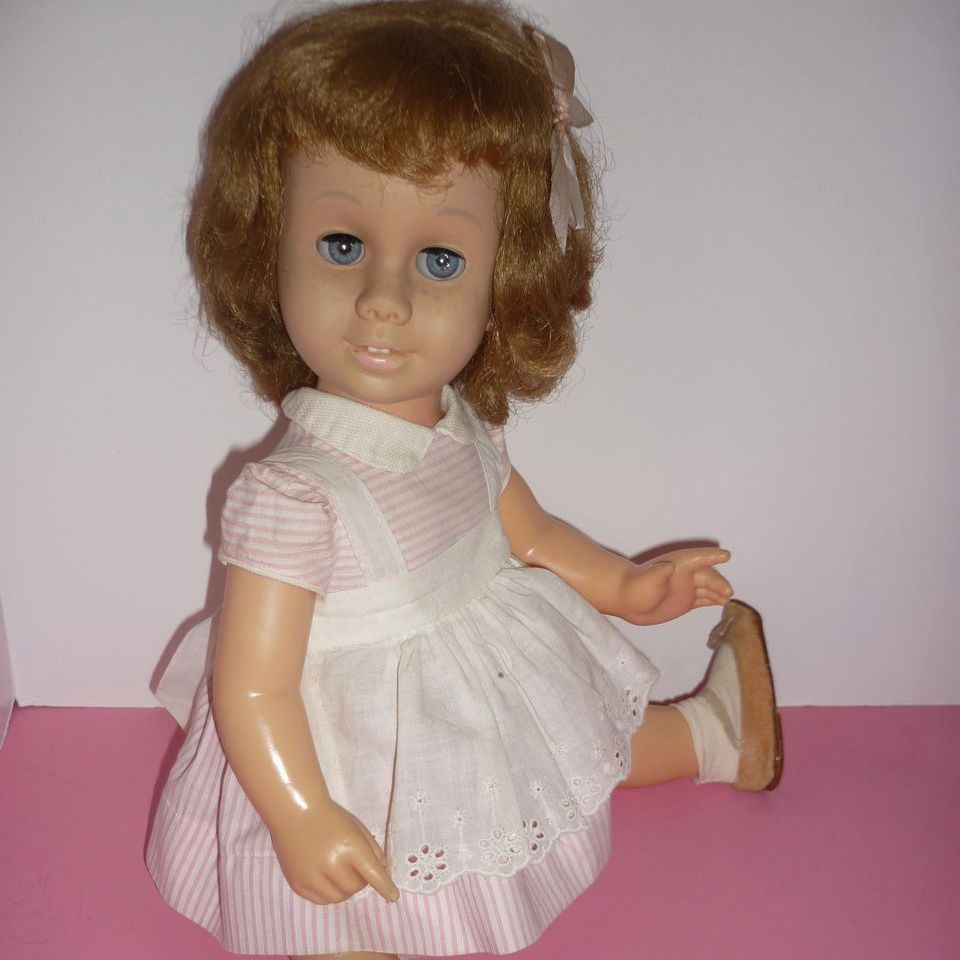 Mattel Chatty Cathy Doll - All Original -Pink Peppermint Outfit -Blonde Bob Mattel Chatty Cathy Doll - All Original -Pink Peppermint Outfit -Blonde Bob