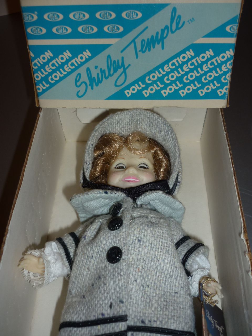 Ideal Shirley Temple Doll - NRFB - 12" Dimples 1982-83 Ideal Shirley Temple Doll - NRFB - 12" Dimples 1982-83