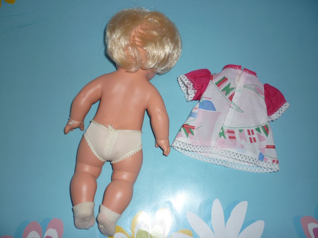 Mattel -Tiny Baby Tender Love Doll -Rare- Rooted Hair, not Molded Mattel -Tiny Baby Tender Love Doll -Rare- Rooted Hair, not Molded