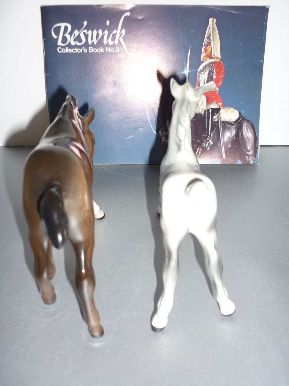 Beswick Lot-Two Foals #836 & #946 With Beswick Collectors Book -No. 3 - 1977 Beswick Lot-Two Foals #836 & #946 With Beswick Collectors Book -No. 3 - 1977