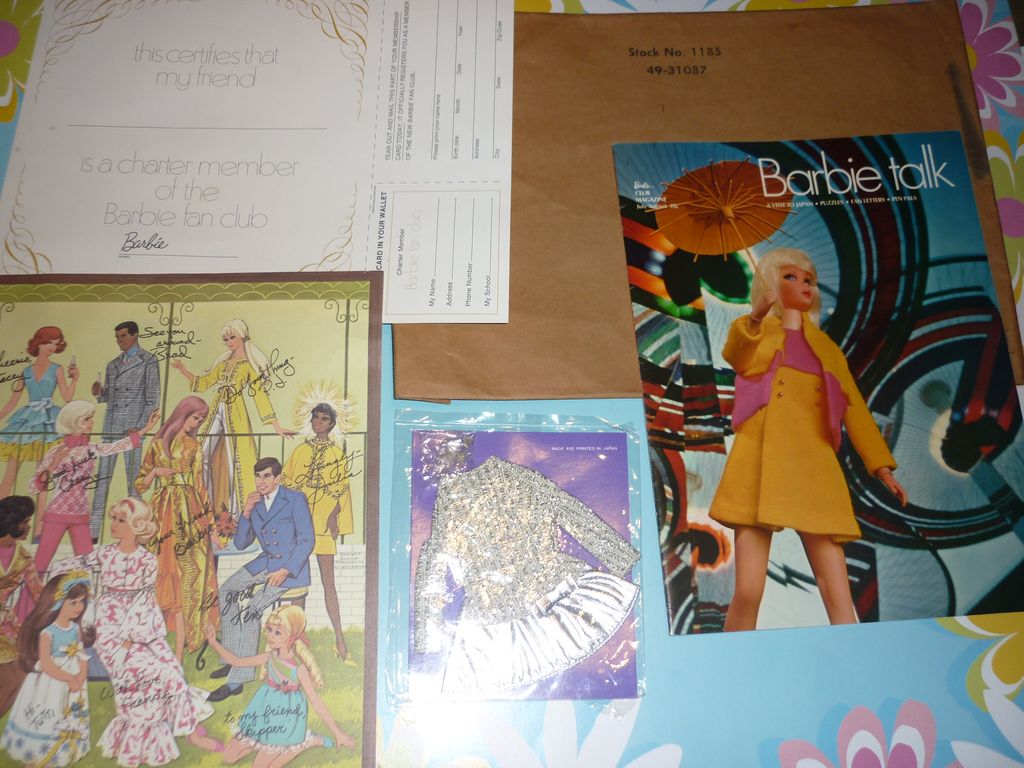 Mattel 1970 Barbie Fan Club Membership Kit with ~Salute To Silver` Mattel 1970 Barbie Fan Club Membership Kit with ~Salute To Silver`