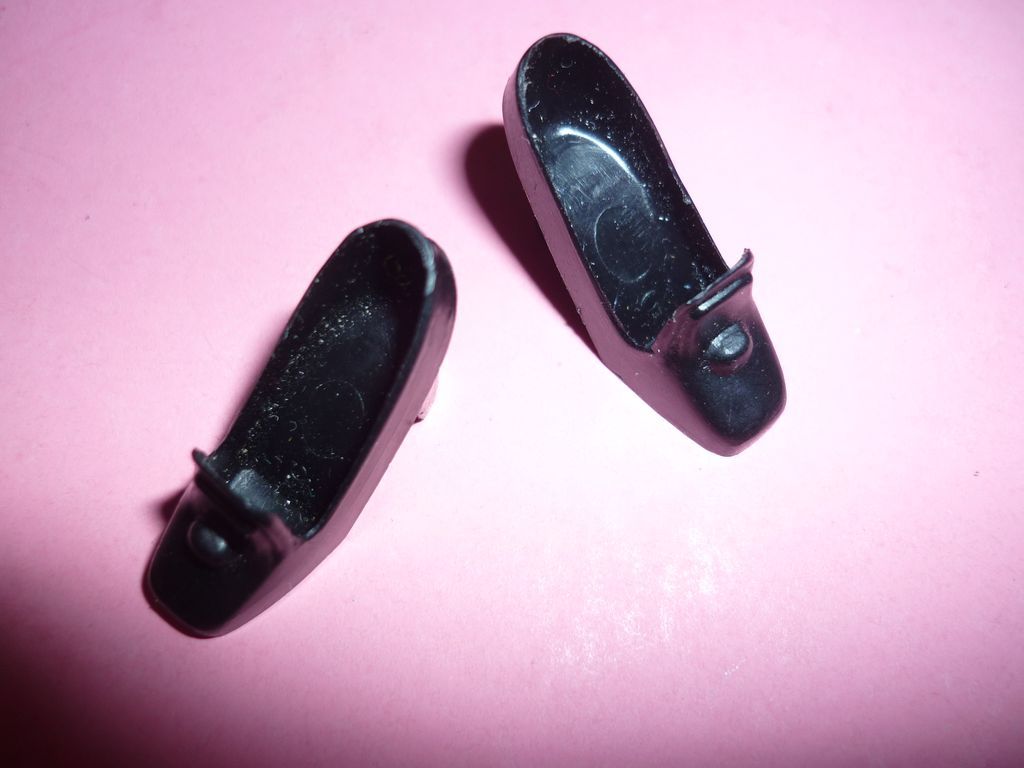 Mattel-Barbie ~Pretty Power~ Complete - #1863 From 1969 -Nice! Mattel-Barbie ~Pretty Power~ Complete - #1863 From 1969 -Nice!