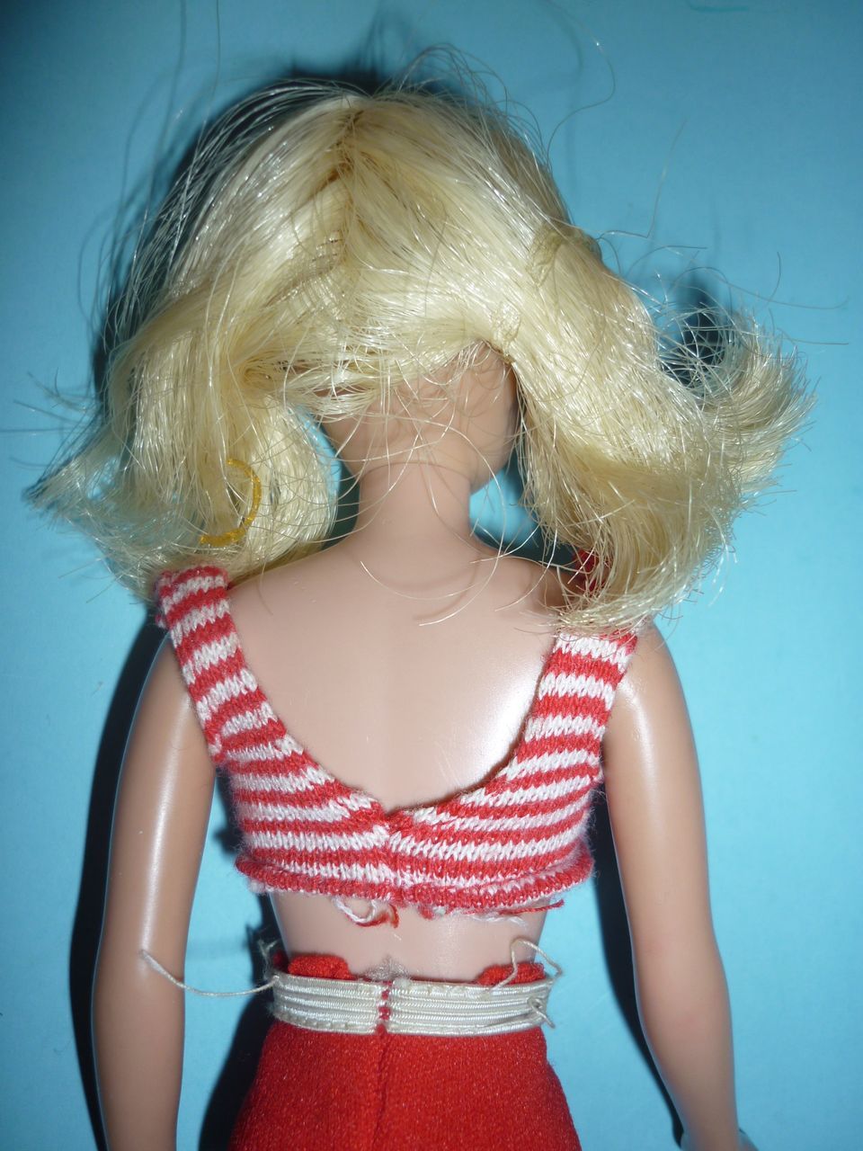Mattel Blonde Skooter Doll - Straight Legs + Red & White Swimsuit Mattel Blonde Skooter Doll - Straight Legs + Red & White Swimsuit