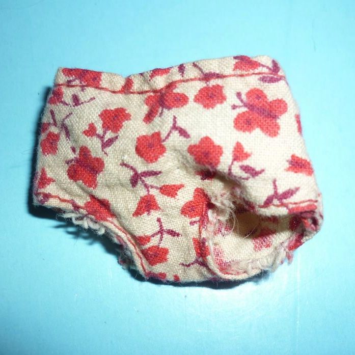 European Mattel-Tutti Panties-#9477 -Huebsch Und Praktisch-From 1977 European Mattel-Tutti Panties-#9477 -Huebsch Und Praktisch-From 1977