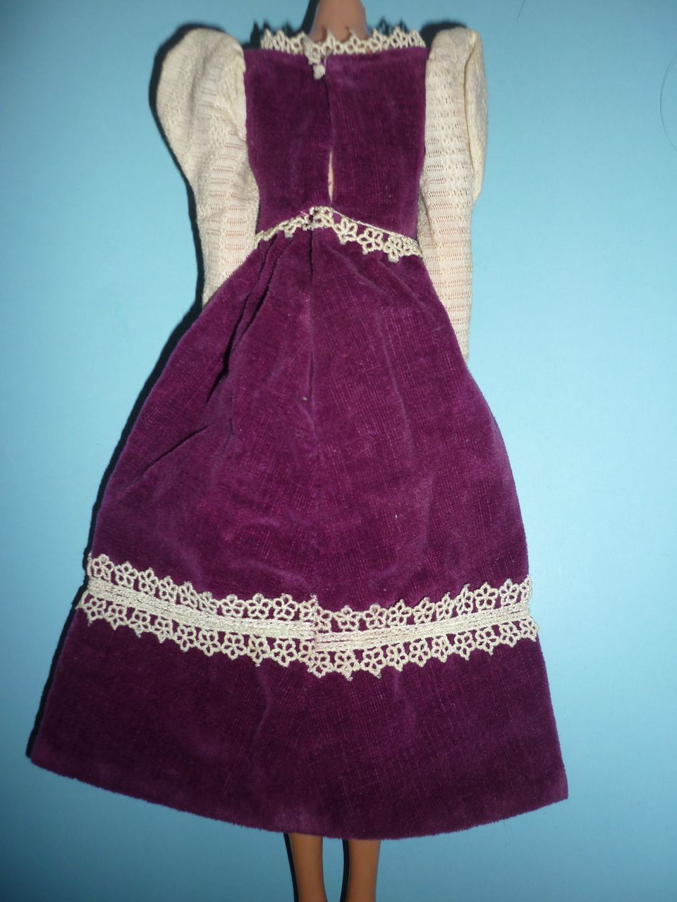 Mattel-Barbie ~Victorian Velvet Dress~ #3431 From 1971 - 1972 Mattel-Barbie ~Victorian Velvet Dress~ #3431 From 1971 - 1972