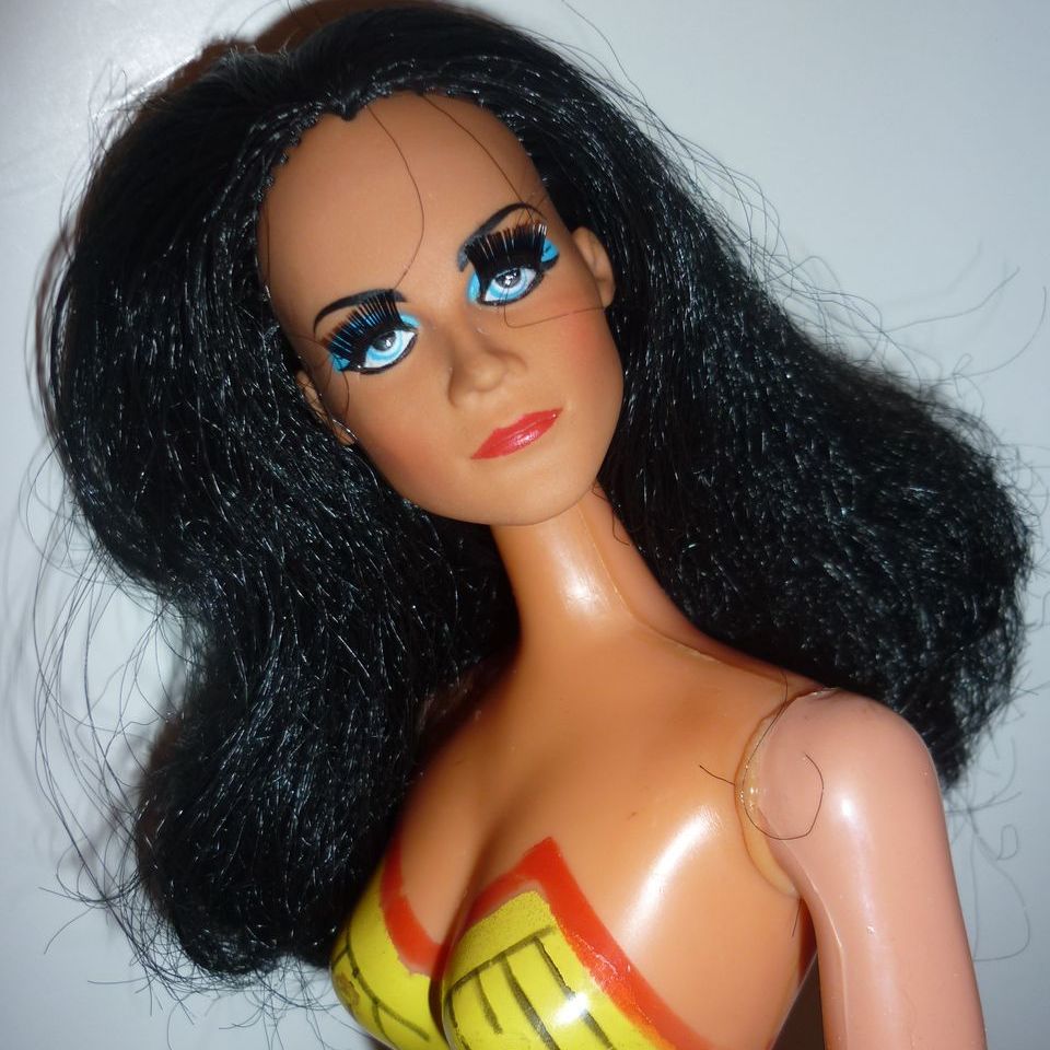 Mego ~Wonder Woman Doll~ 1977 First Issue + Diana Prince-Navy Uniform Mego ~Wonder Woman Doll~ 1977 First Issue + Diana Prince-Navy Uniform