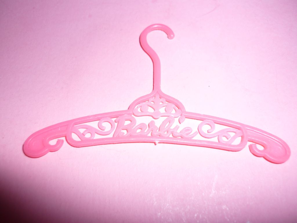 Mattel Vintage Barbie -Small lot of HTF Accessories - 6 Pieces Mattel Vintage Barbie -Small lot of HTF Accessories - 6 Pieces