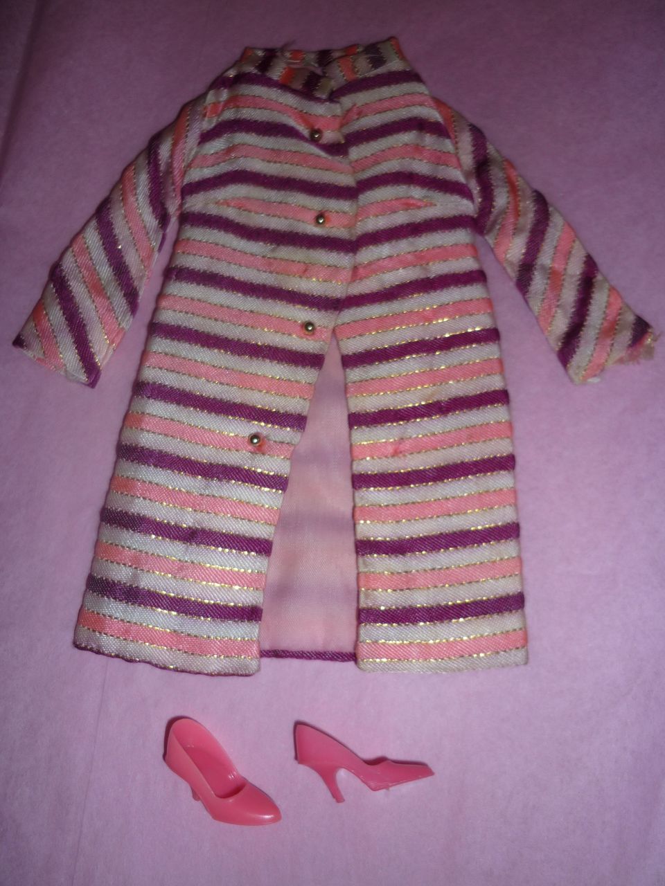 Mattel-Barbie ~Dancing Stripes~ Coat and Shoes #1843-1968 Mattel-Barbie ~Dancing Stripes~ Coat and Shoes #1843-1968