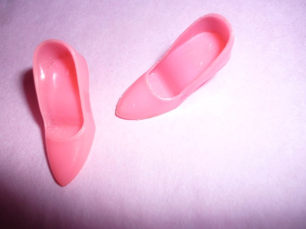 Mattel-Barbie ~Dancing Stripes~ Coat and Shoes #1843-1968 Mattel-Barbie ~Dancing Stripes~ Coat and Shoes #1843-1968