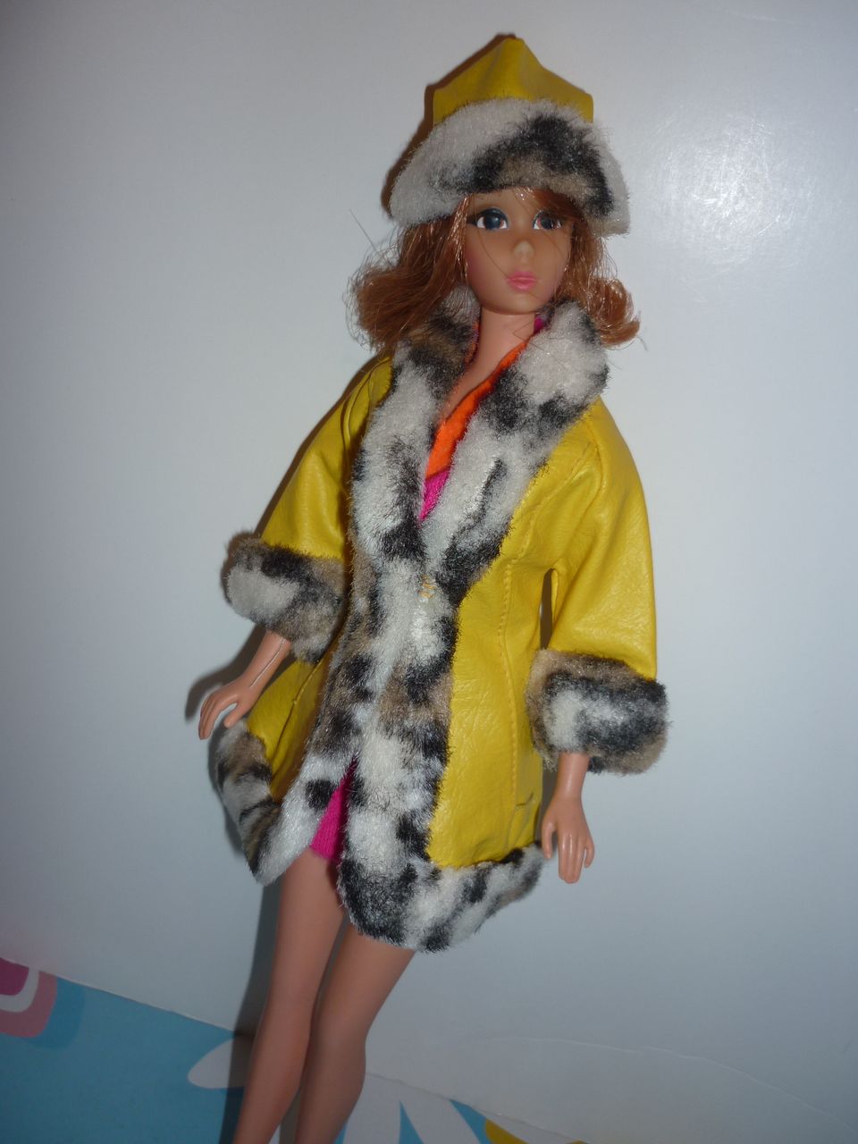 Mattel Barbie ~Great Coat & Hat~ #1459 from 1970 Mattel Barbie ~Great Coat & Hat~ #1459 from 1970