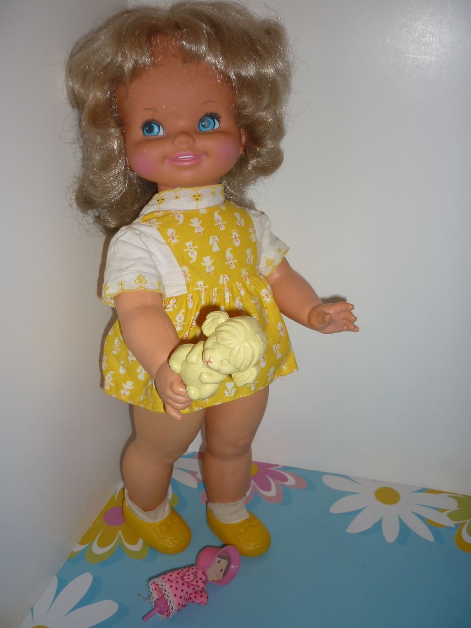 Mattel Peachy and Her Puppets Doll from 1972-Original Clothes + 2 Puppets Mattel Peachy and Her Puppets Doll from 1972-Original Clothes + 2 Puppets