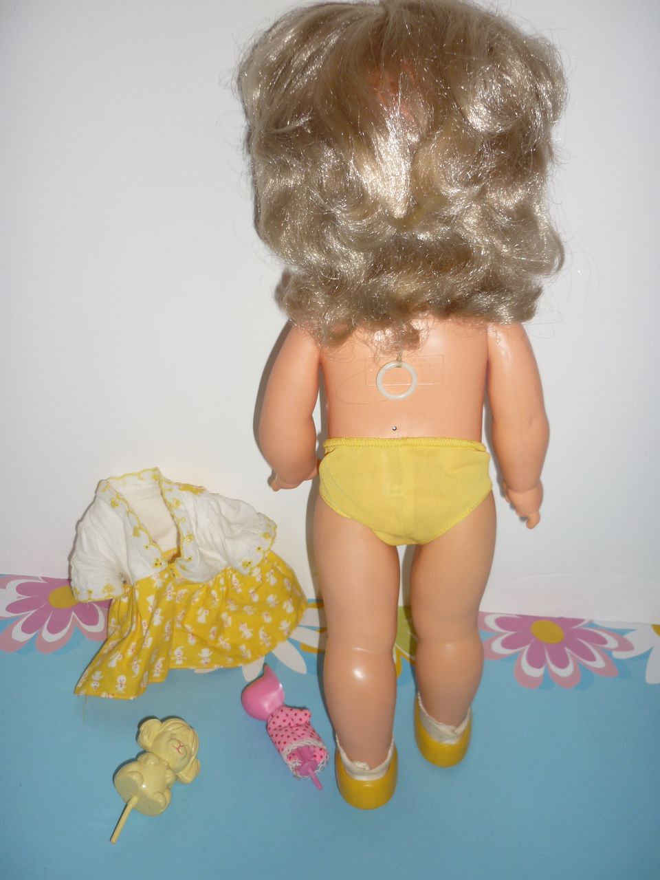 Mattel Peachy and Her Puppets Doll from 1972-Original Clothes + 2 Puppets Mattel Peachy and Her Puppets Doll from 1972-Original Clothes + 2 Puppets