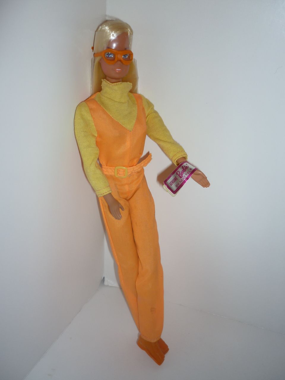 1973 Mattel Sun Valley Barbie- Original clothing~Glasses~ Wrist Tag 1973 Mattel Sun Valley Barbie- Original clothing~Glasses~ Wrist Tag