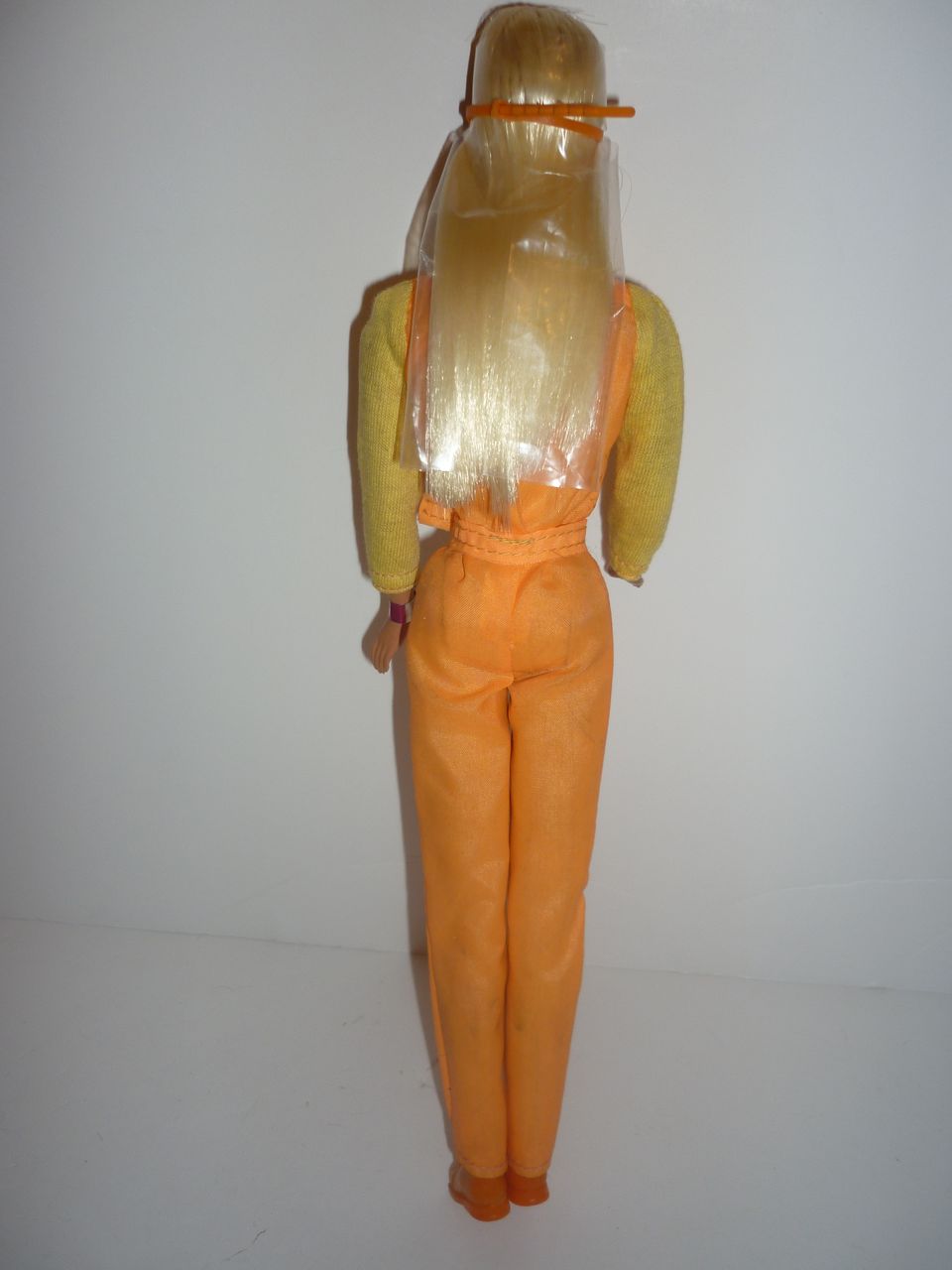 1973 Mattel Sun Valley Barbie- Original clothing~Glasses~ Wrist Tag 1973 Mattel Sun Valley Barbie- Original clothing~Glasses~ Wrist Tag