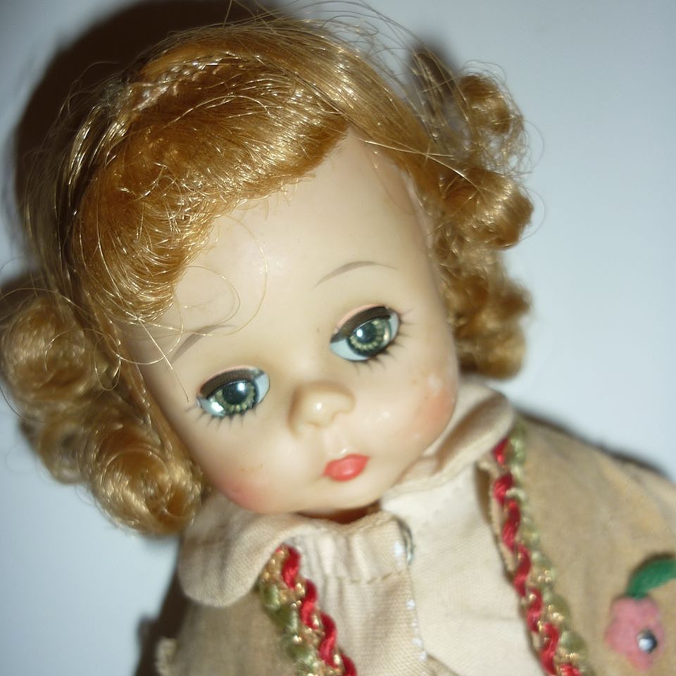 Madame Alexander ~Alexander-kins - Cowgirl~ 1966-1969 Madame Alexander ~Alexander-kins - Cowgirl~ 1966-1969