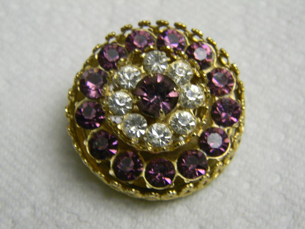 CORO Amethyst Colored Brooch CORO Amethyst Colored Brooch
