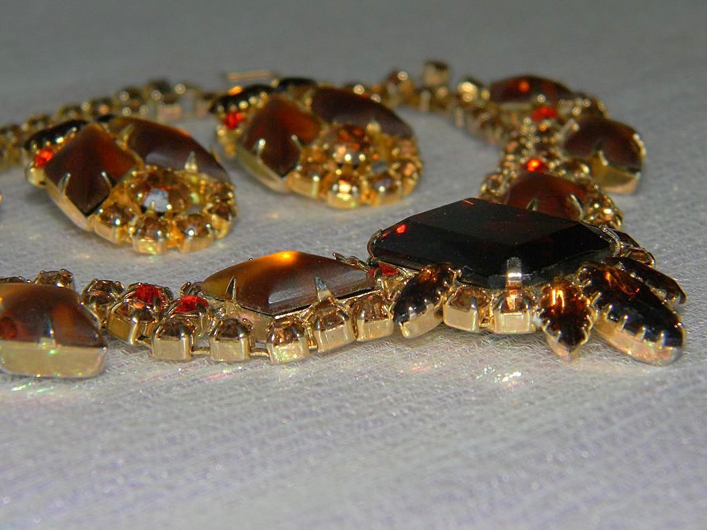 Stunning Juliana Huge Rhinestone Necklace/Earrings with 2" Drop Stunning Juliana Huge Rhinestone Necklace/Earrings with 2" Drop