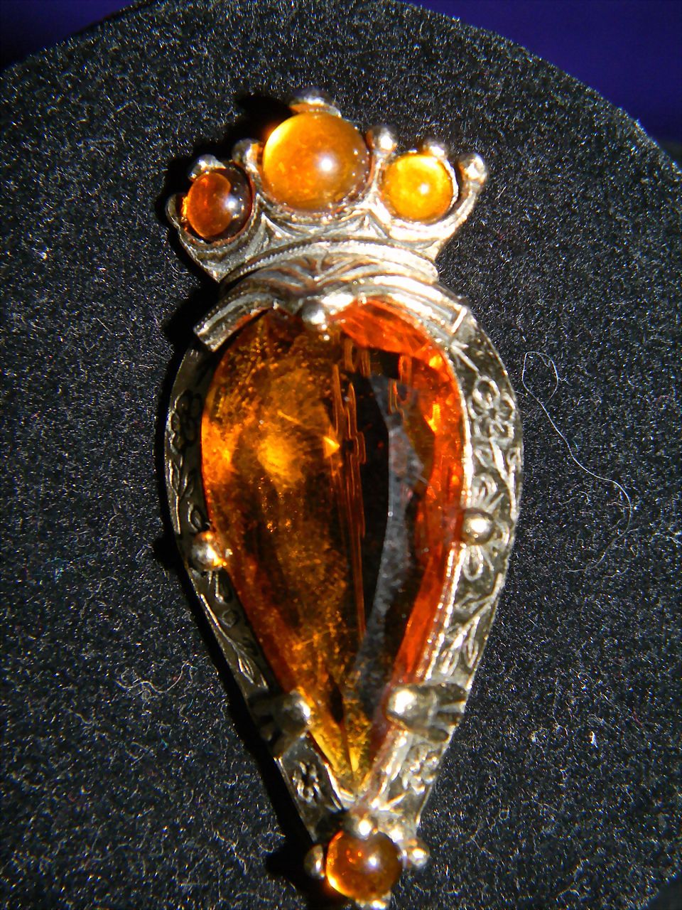 Signed MIRACLE Crown Heraldic Topaz Vintage Rhinestone BROOCH Signed MIRACLE Crown Heraldic Topaz Vintage Rhinestone BROOCH