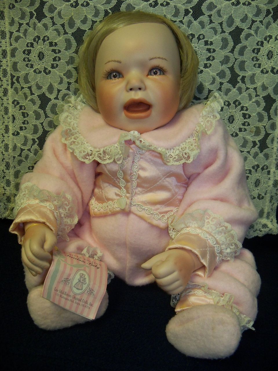 Lee Middleton Porcelain Baby Doll Lee Middleton Porcelain Baby Doll