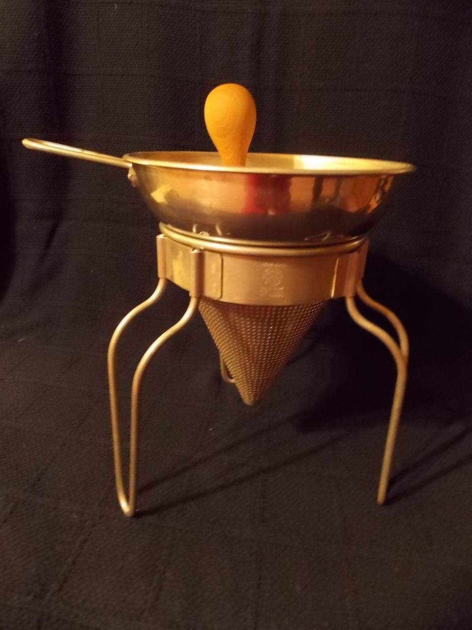 Vintage Wear-Ever Sieve and Press with Wooden Pestle Vintage Wear-Ever Sieve and Press with Wooden Pestle