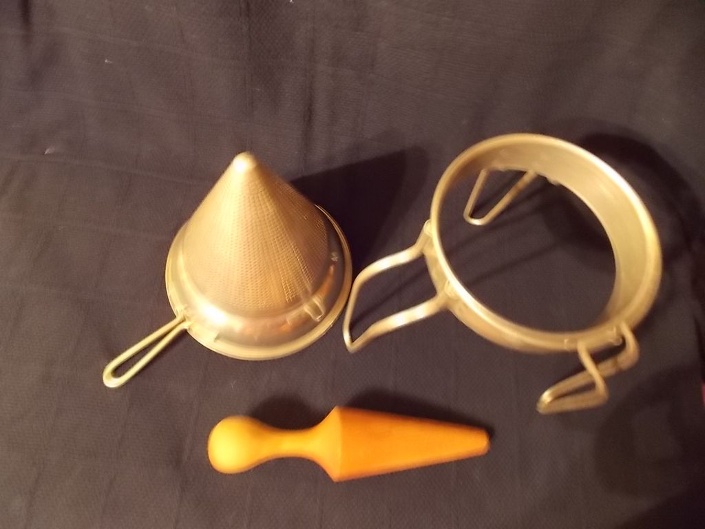 Vintage Wear-Ever Sieve and Press with Wooden Pestle Vintage Wear-Ever Sieve and Press with Wooden Pestle
