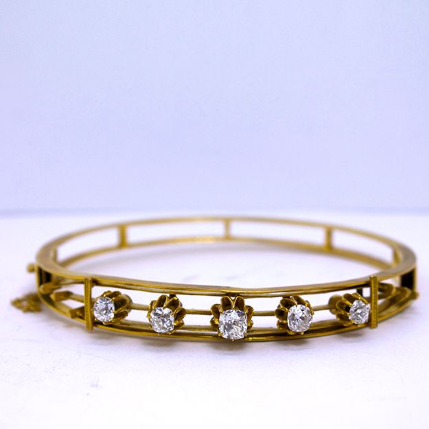 1.16TCW 14K Mine Cut Bangle 1.16TCW 14K Mine Cut Bangle