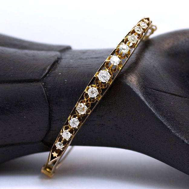 Victorian 9K Rose Gold 1.09 ct Diamond Bangle Victorian 9K Rose Gold 1.09 ct Diamond Bangle