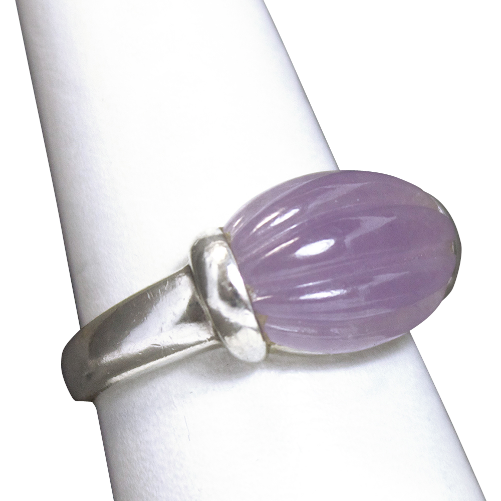 Sterling Silver Carved Lavender Jade Ring Sterling Silver Carved Lavender Jade Ring