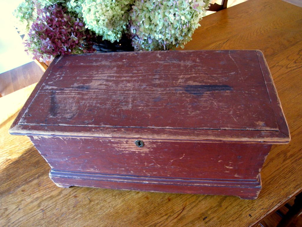 Antique Miniature Blanket Box ~ Dovetailed ~ Old Red Paint Antique Miniature Blanket Box ~ Dovetailed ~ Old Red Paint