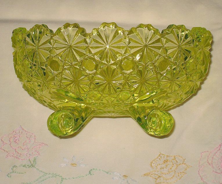 Uranium Glass Daisy and Button Pattern by Anchor Hocking Uranium Glass Daisy and Button Pattern by Anchor Hocking
