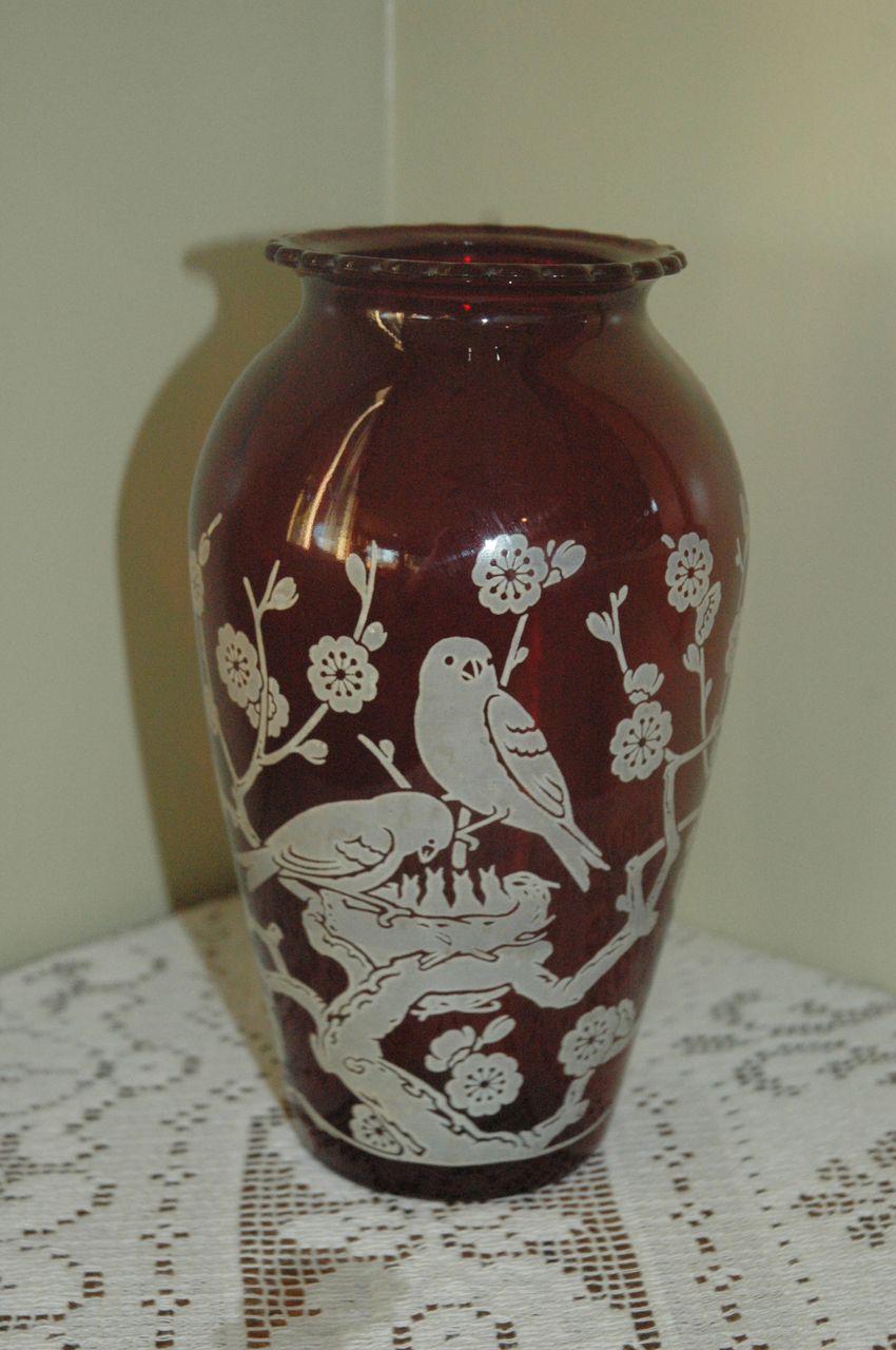Ruby Red Glass Vase by Anchor Hocking Ruby Red Glass Vase by Anchor Hocking