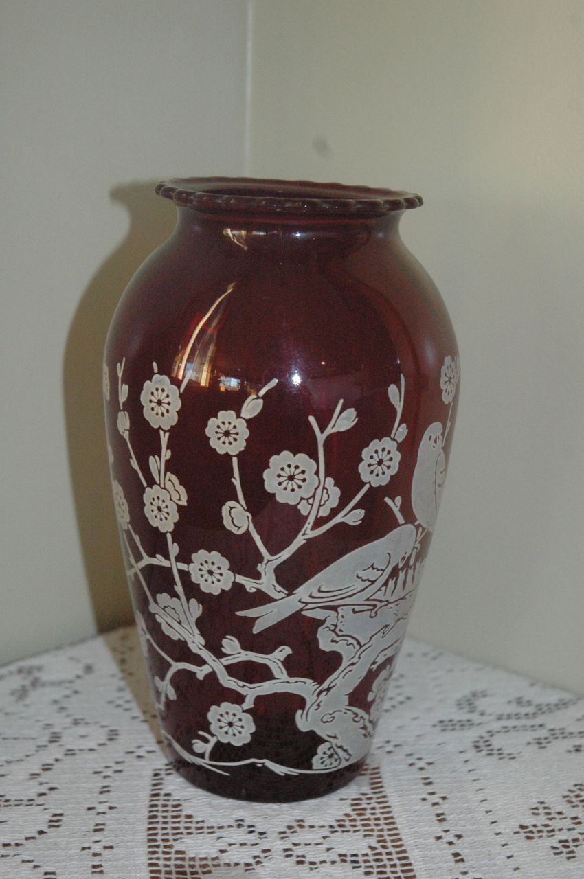 Ruby Red Glass Vase by Anchor Hocking Ruby Red Glass Vase by Anchor Hocking