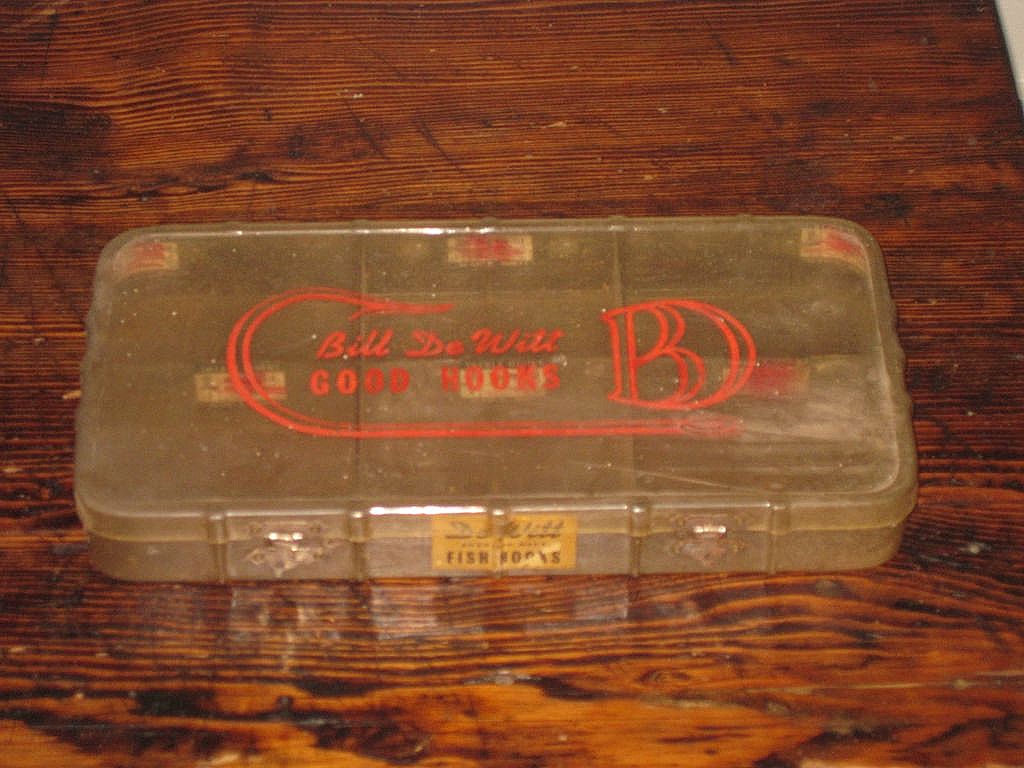 Original Bill DeWitt Good Hooks Display Box Original Bill DeWitt Good Hooks Display Box