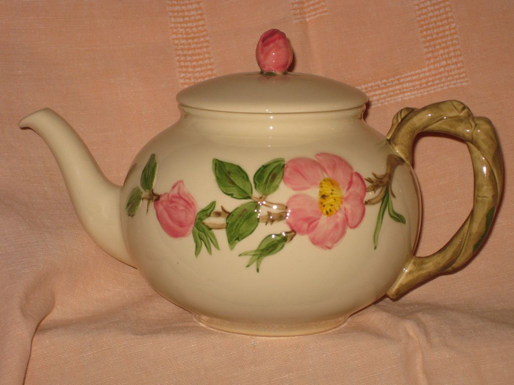 Franciscan Desert Rose Tea Pot Franciscan Desert Rose Tea Pot