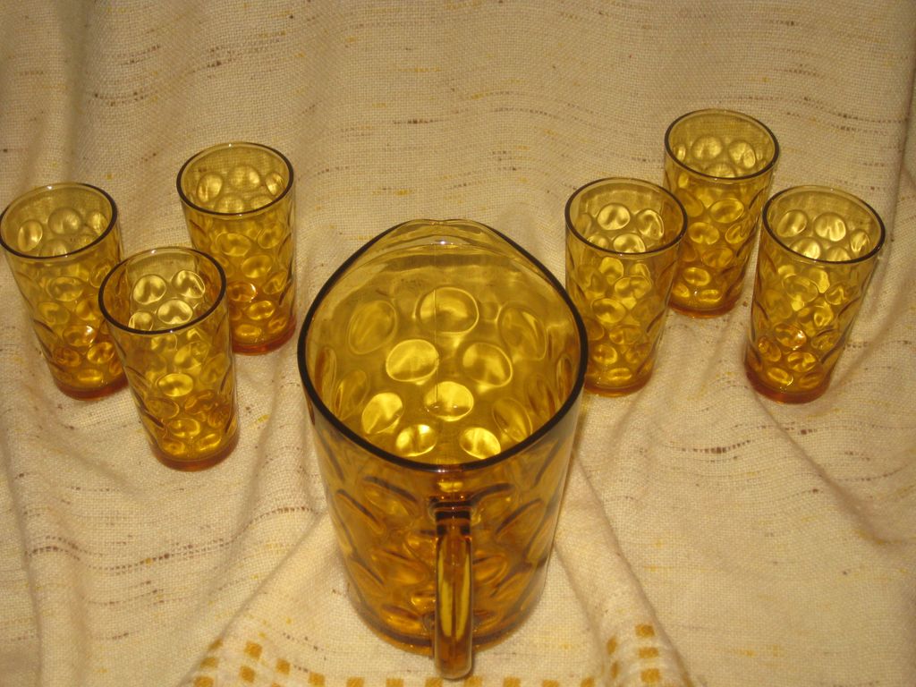 Hazel Atlas El Dorado Amber Glass Pitcher with Six Glasses Hazel Atlas El Dorado Amber Glass Pitcher with Six Glasses