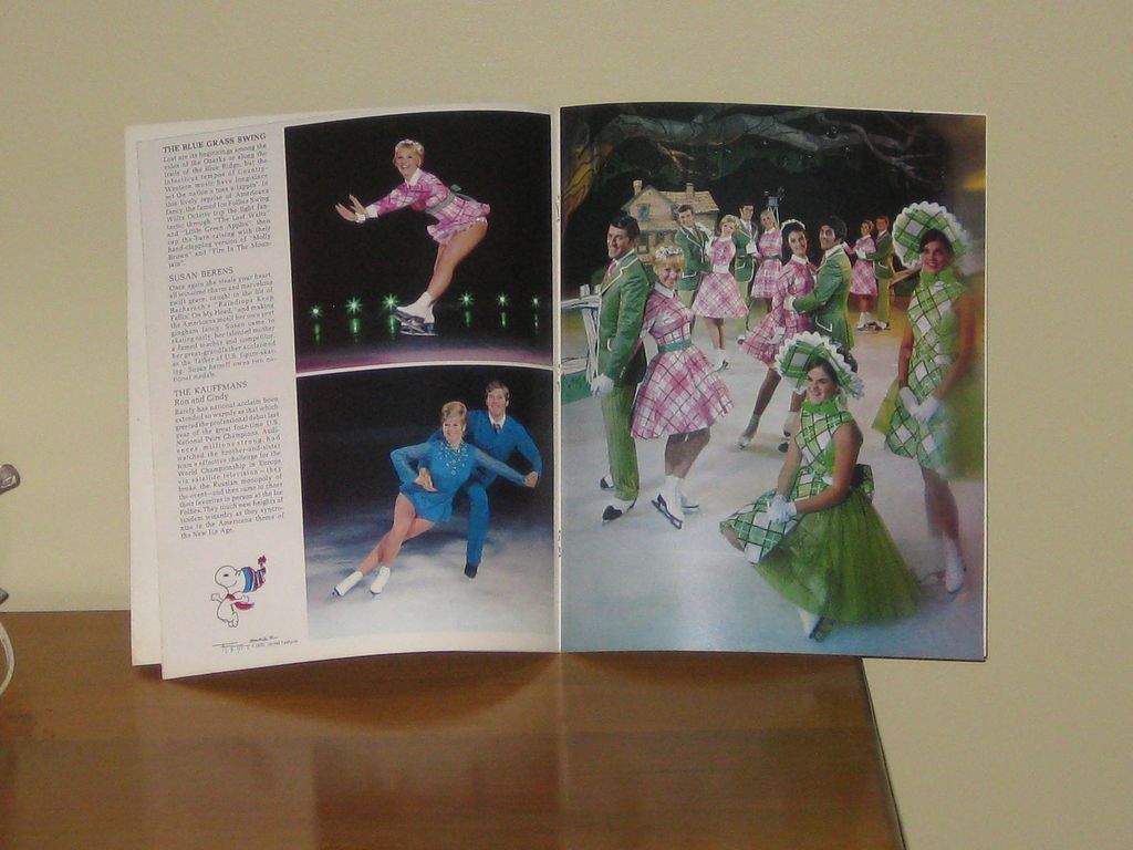 Ice Follies Program from 1971 Featuring Peggy Fleming Ice Follies Program from 1971 Featuring Peggy Fleming
