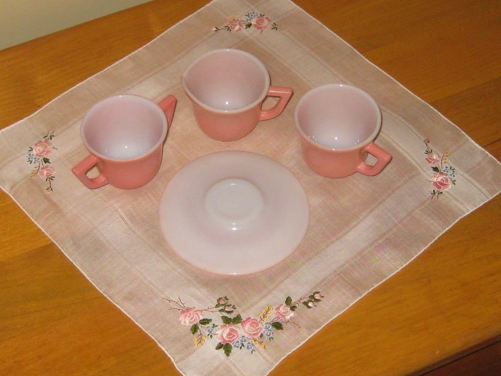 Hazel Atlas 20th Century Tea Set Hazel Atlas 20th Century Tea Set
