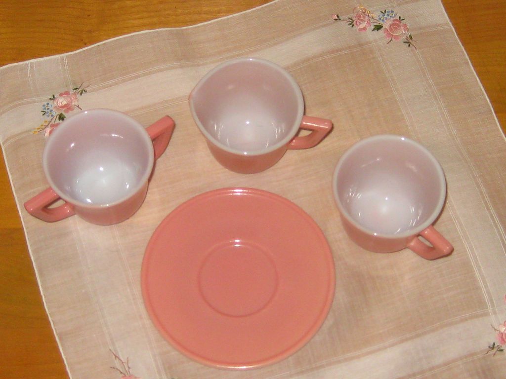 Hazel Atlas 20th Century Tea Set Hazel Atlas 20th Century Tea Set