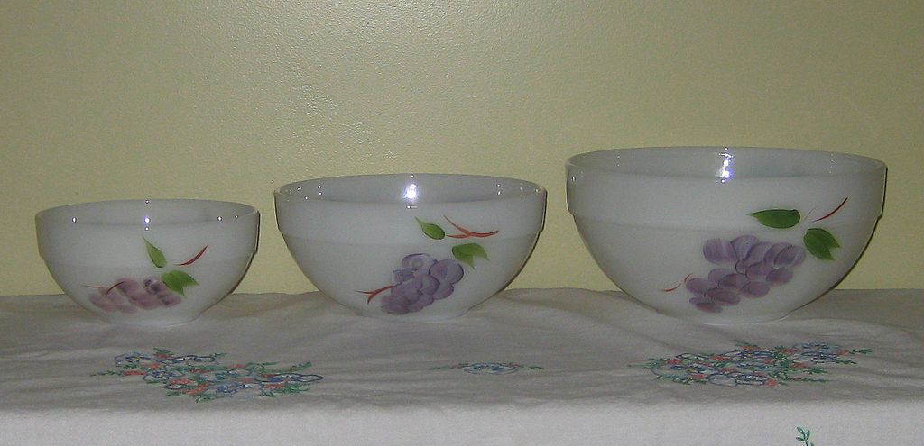 Gay Fad Fruits Fire King Mixing Bowl Set of Three Gay Fad Fruits Fire King Mixing Bowl Set of Three