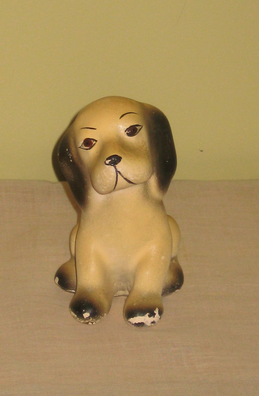 Chalk RCA Dog Type Figurine Chalk RCA Dog Type Figurine