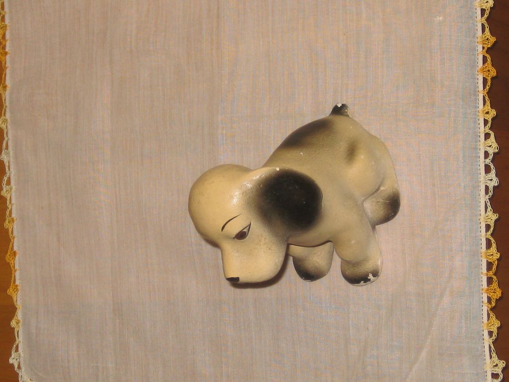 Chalk RCA Dog Type Figurine Chalk RCA Dog Type Figurine