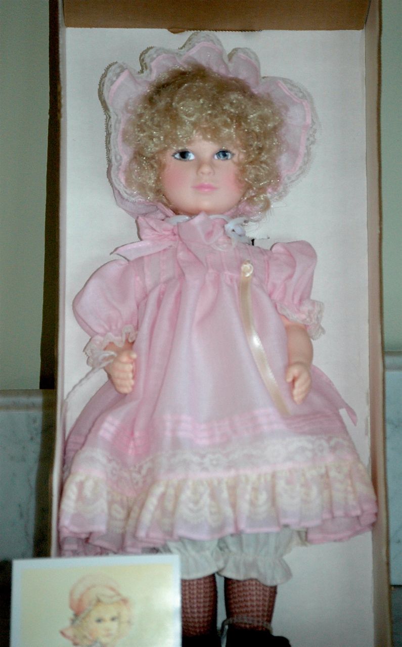 Effanbee "Laurel" Doll 1985 Effanbee "Laurel" Doll 1985