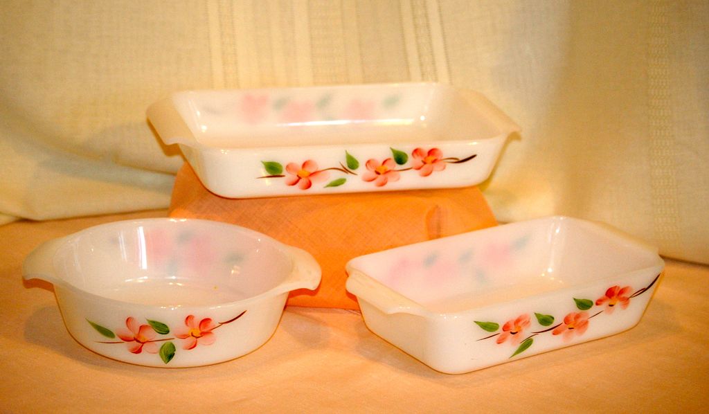 Gay Fad Peach Blossom Baking Set Fire King Three Piece Set Gay Fad Peach Blossom Baking Set Fire King Three Piece Set